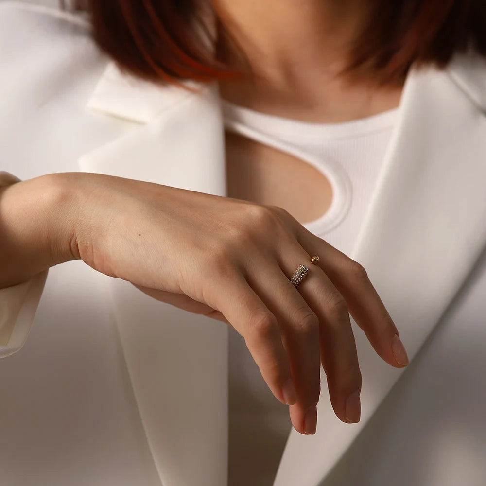 טבעת גאומטרית טרנדית