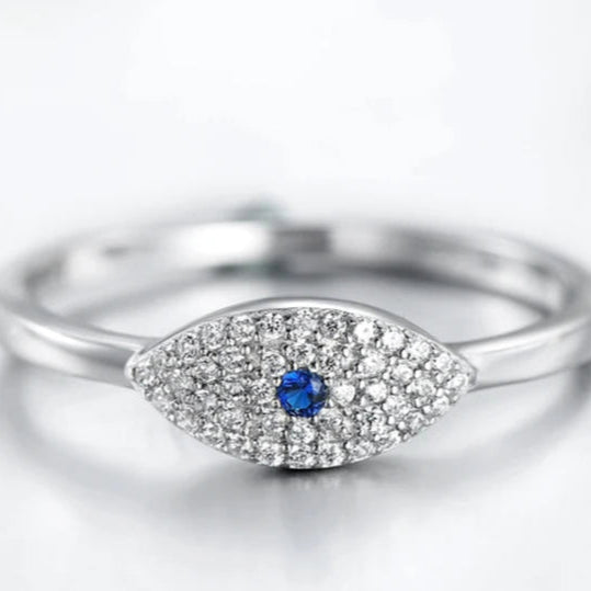 טבעת בעיצוב עין