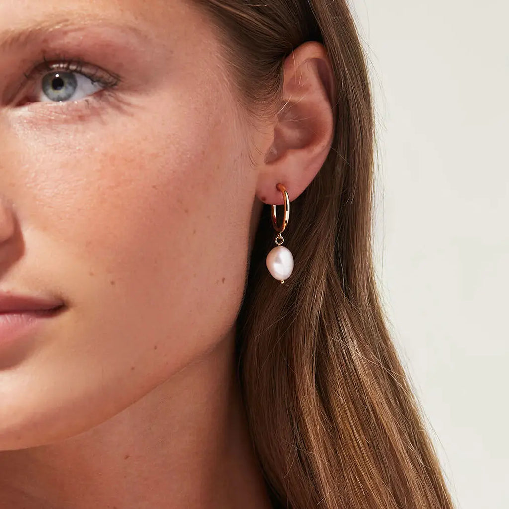 עגילי חישוק עם פנינים