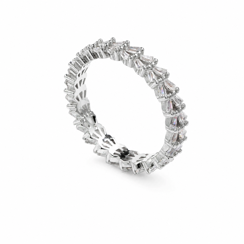 טבעת עם זירקון