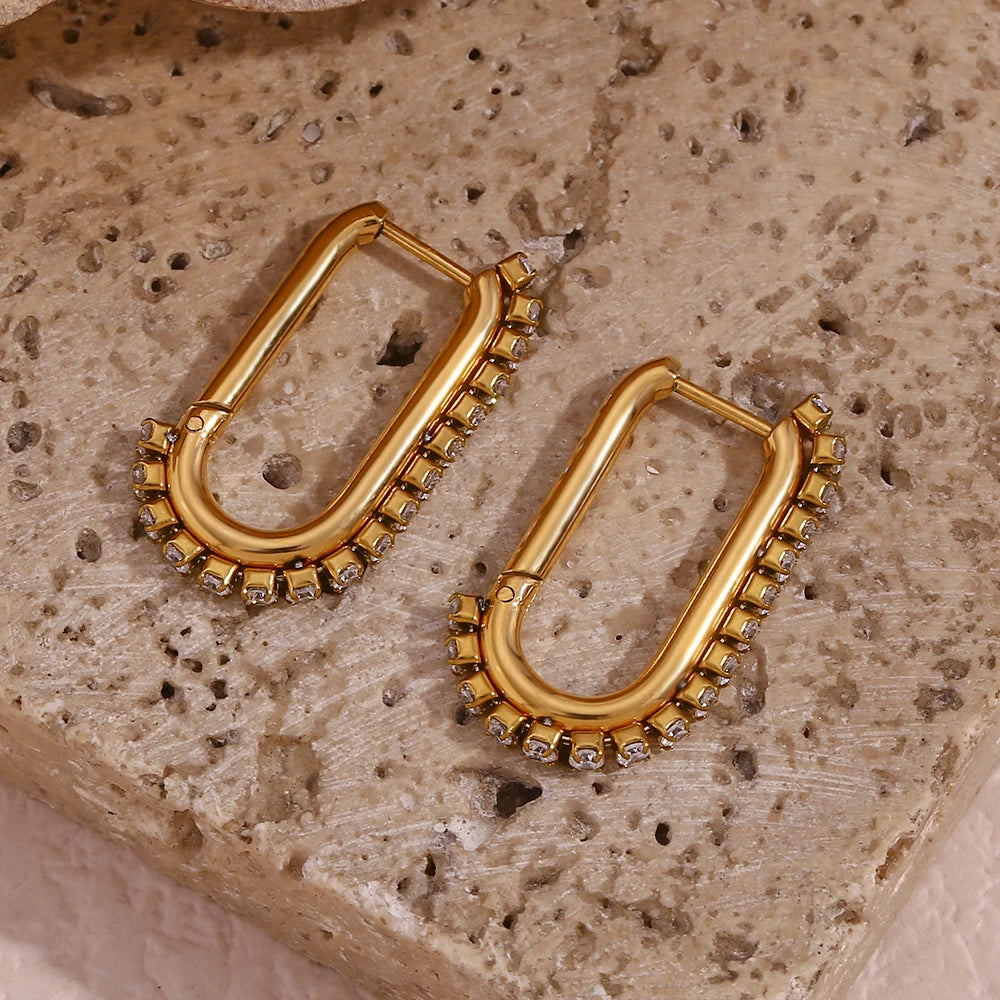 עגילי חישוק גאומטריים