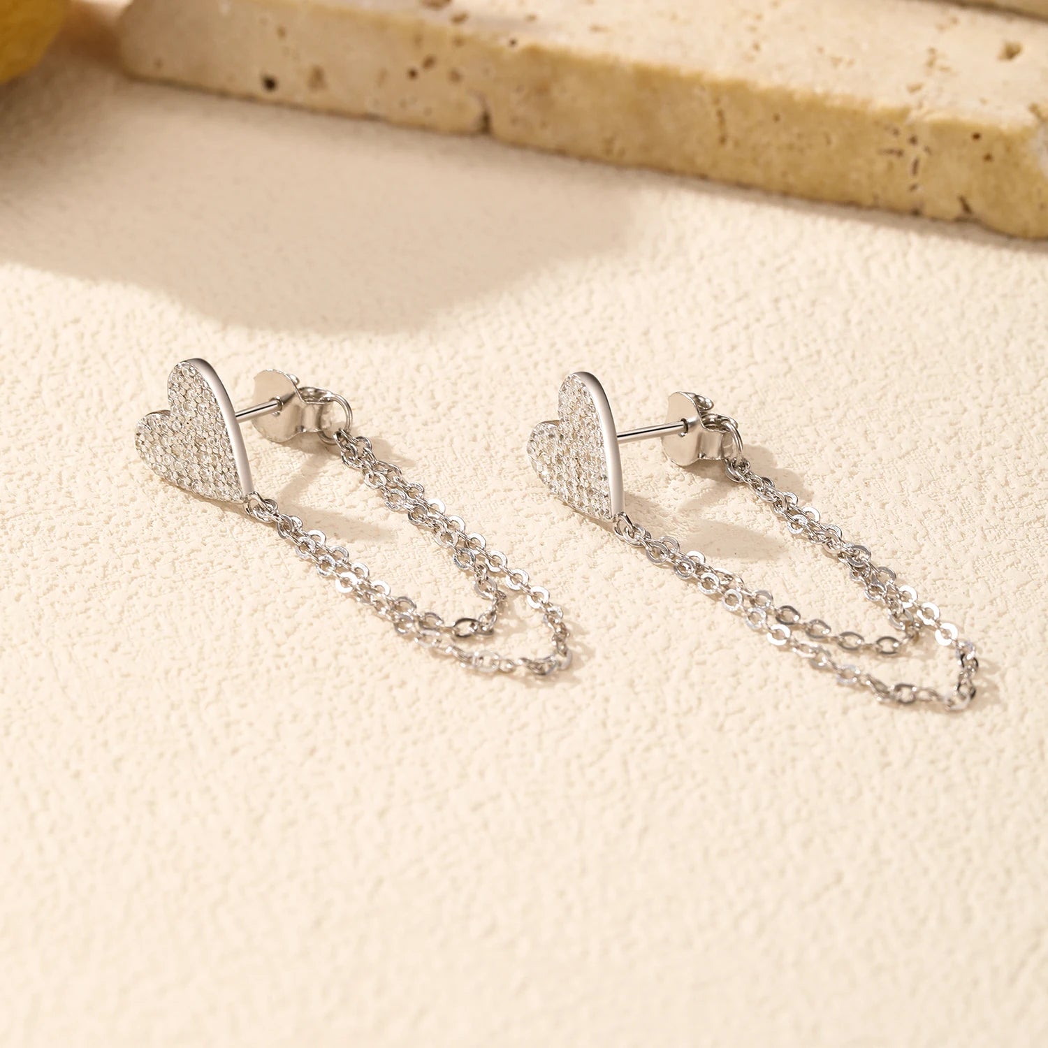 עגילי לאבגלאם