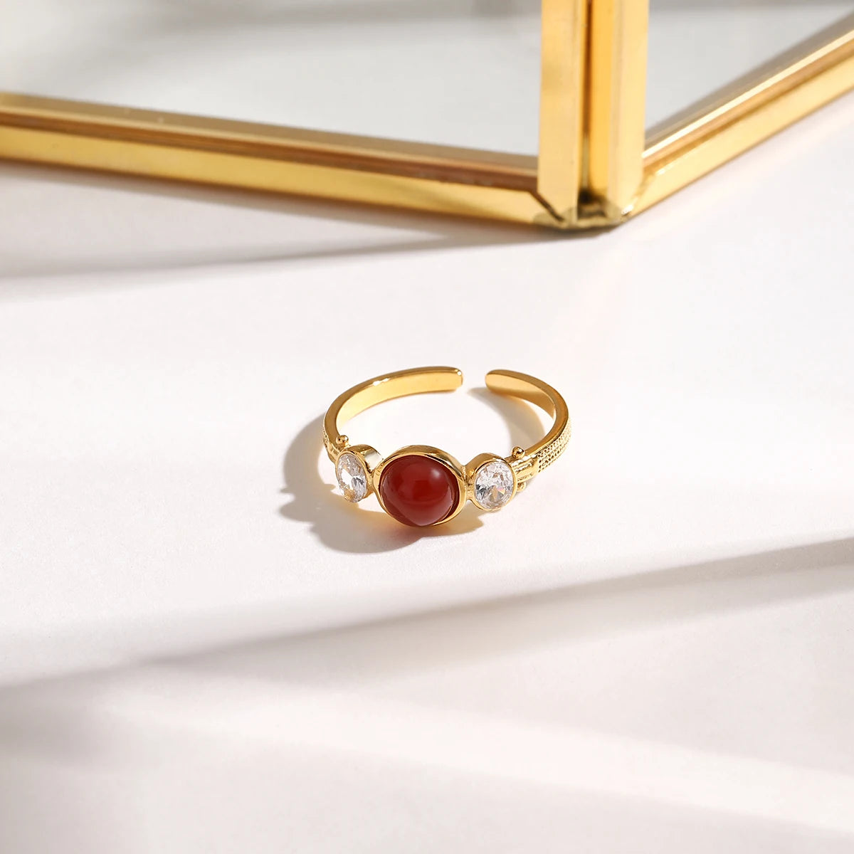 טבעת וינטג' גיאומטרית