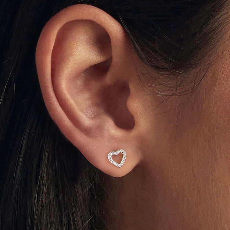 עגילי לב מויסנייט