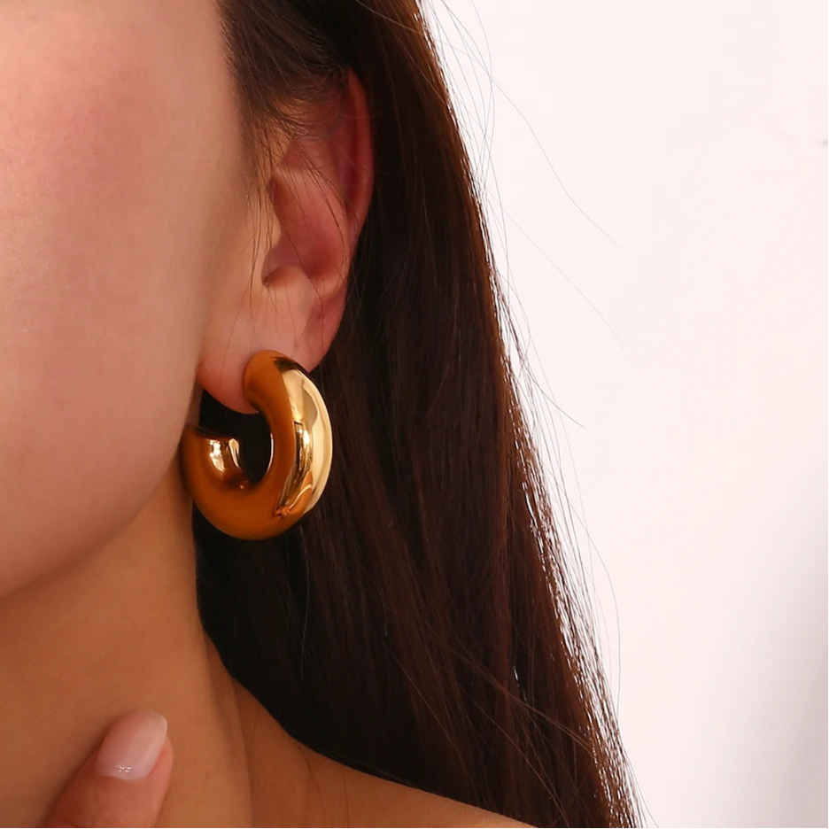 עגילי חישוק עגולים