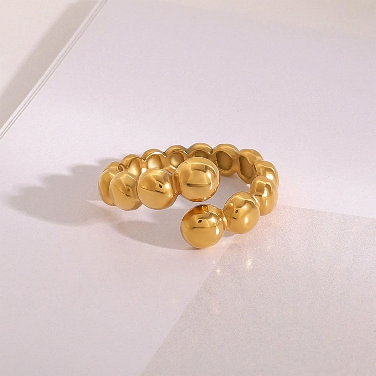 טבעת חרוזים בוהקת