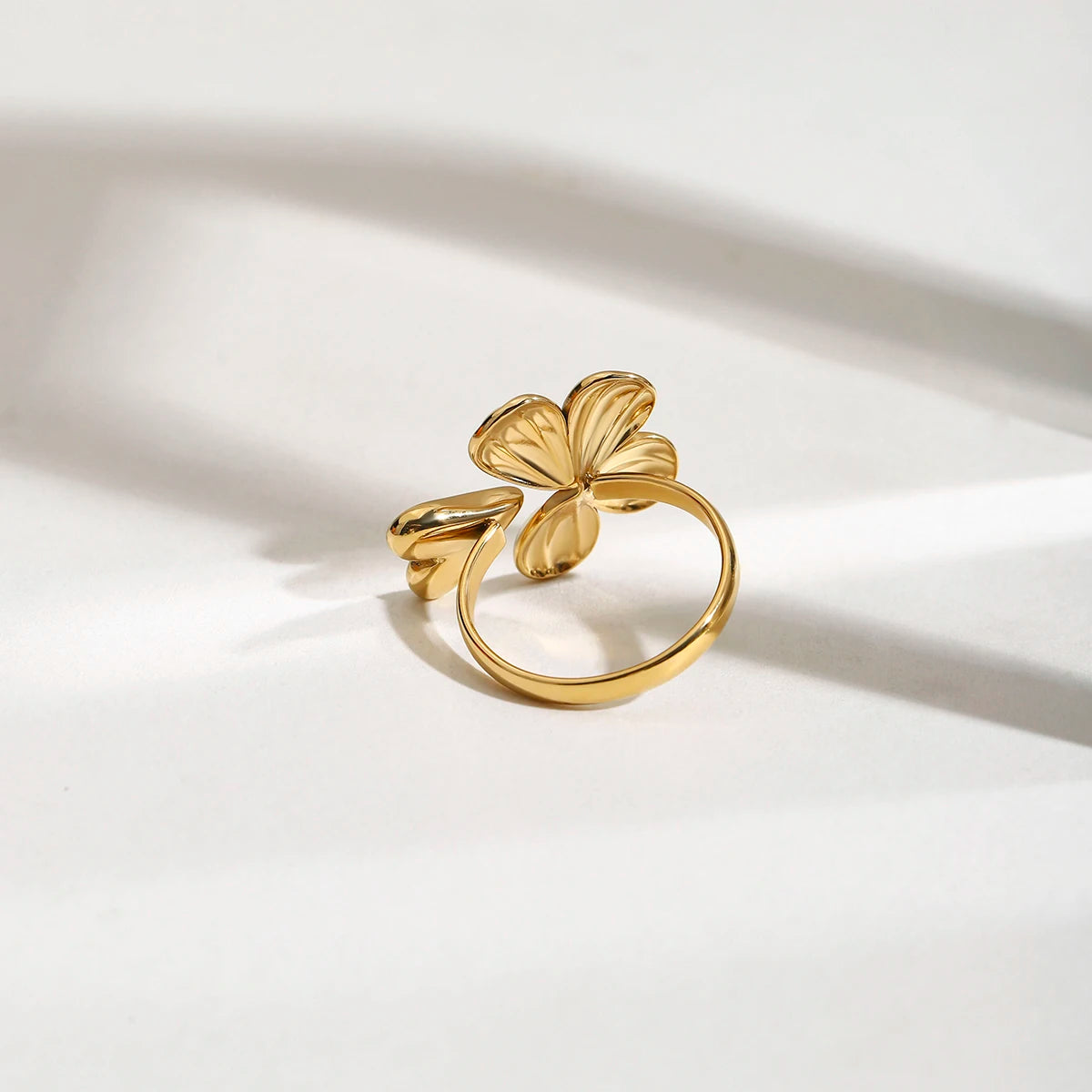 טבעת לב קלאסית