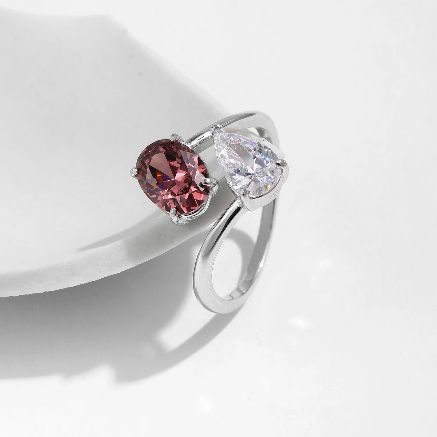 טבעת אוולינה זירקון