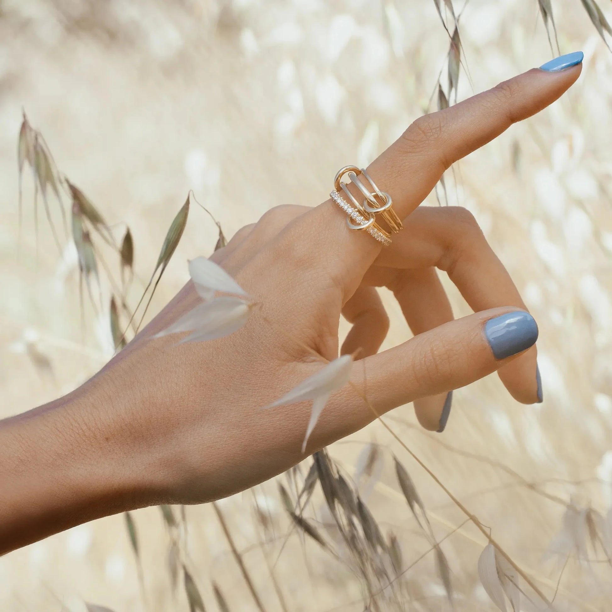 טבעת זוגית עגולה