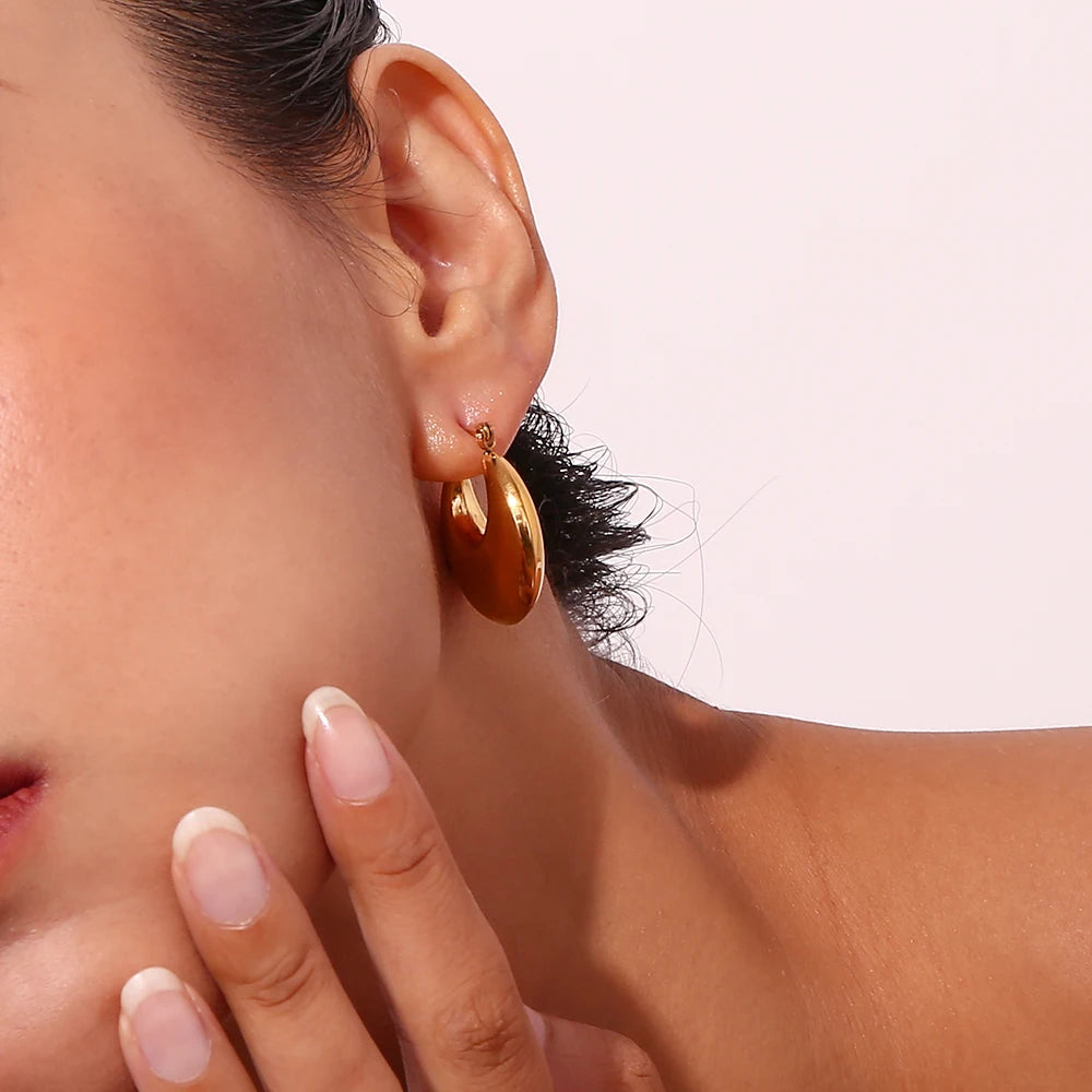 עגילי חישוק עגולים