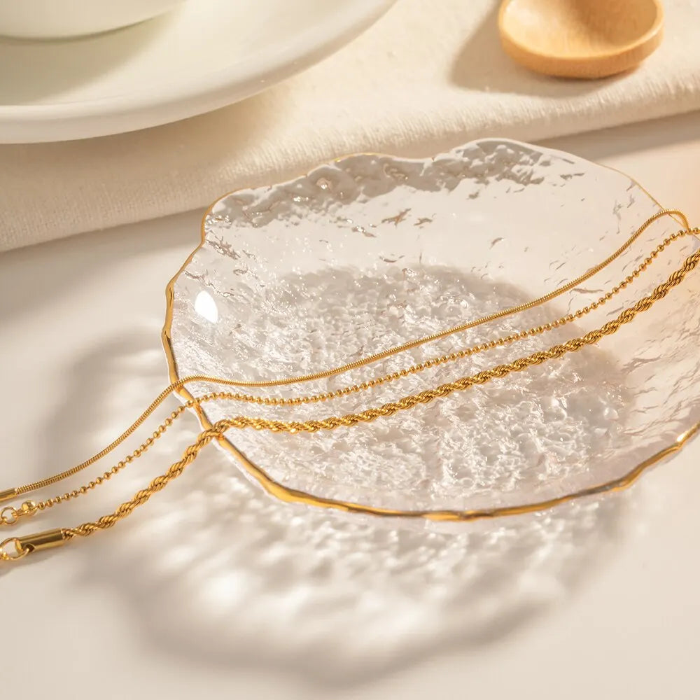 סט 3 צמידי שרשרת זהובים