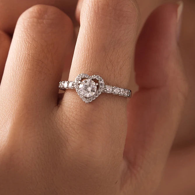 טבעת לב מואסנייט