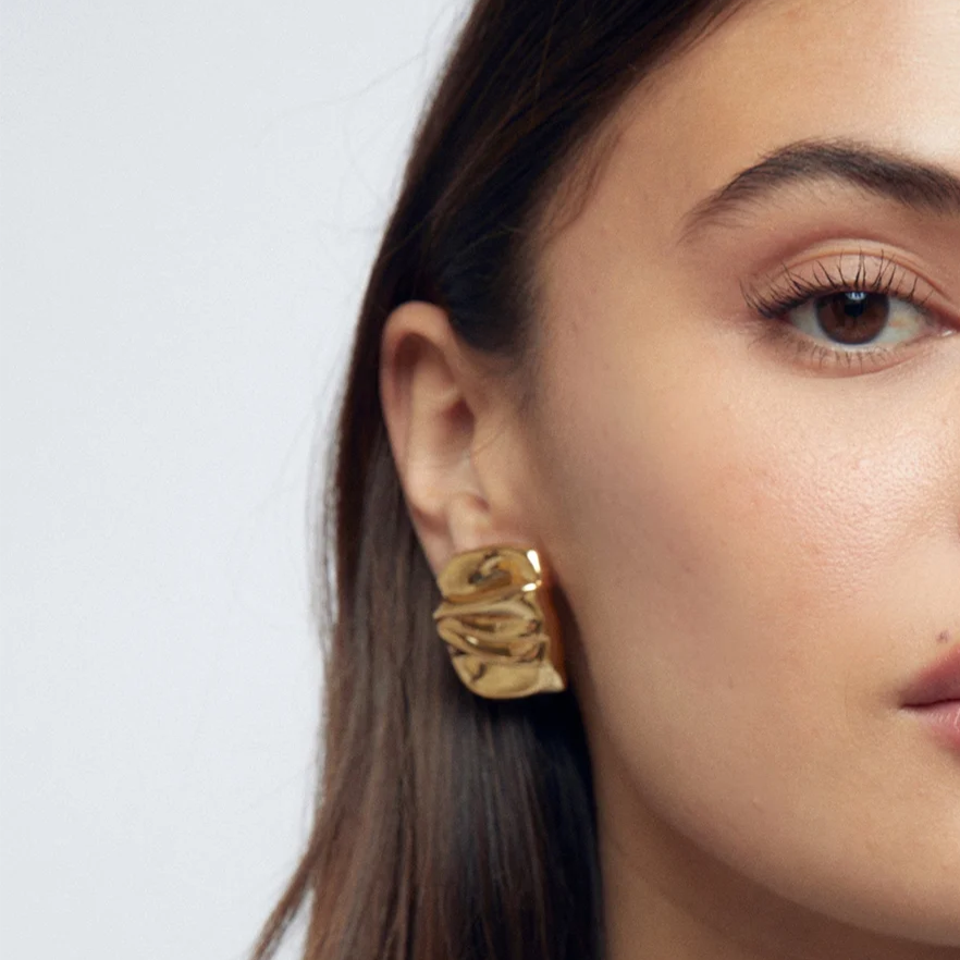 עגילי סטאד גאומטריים