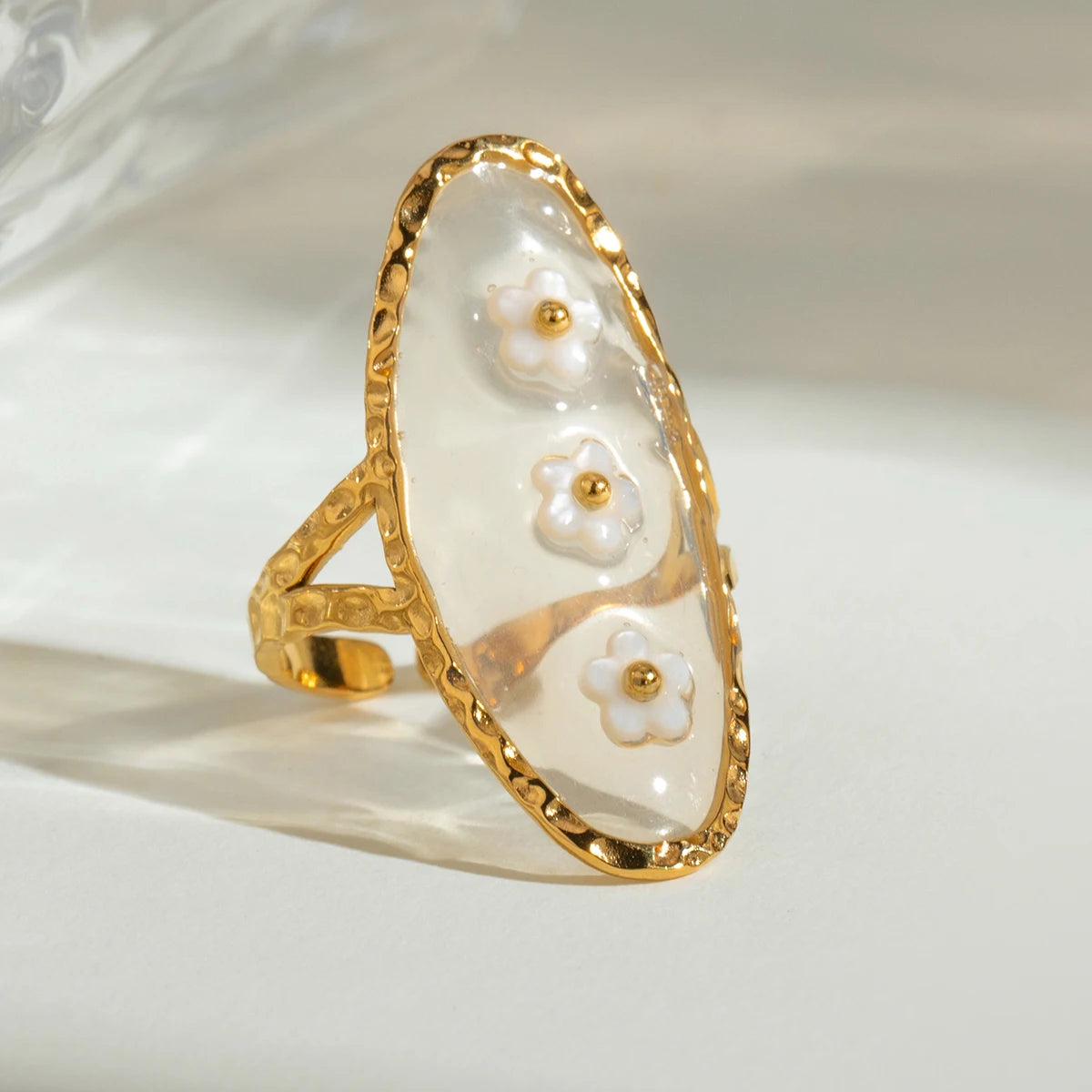 טבעת שלישיית פרחי אם הפנינה