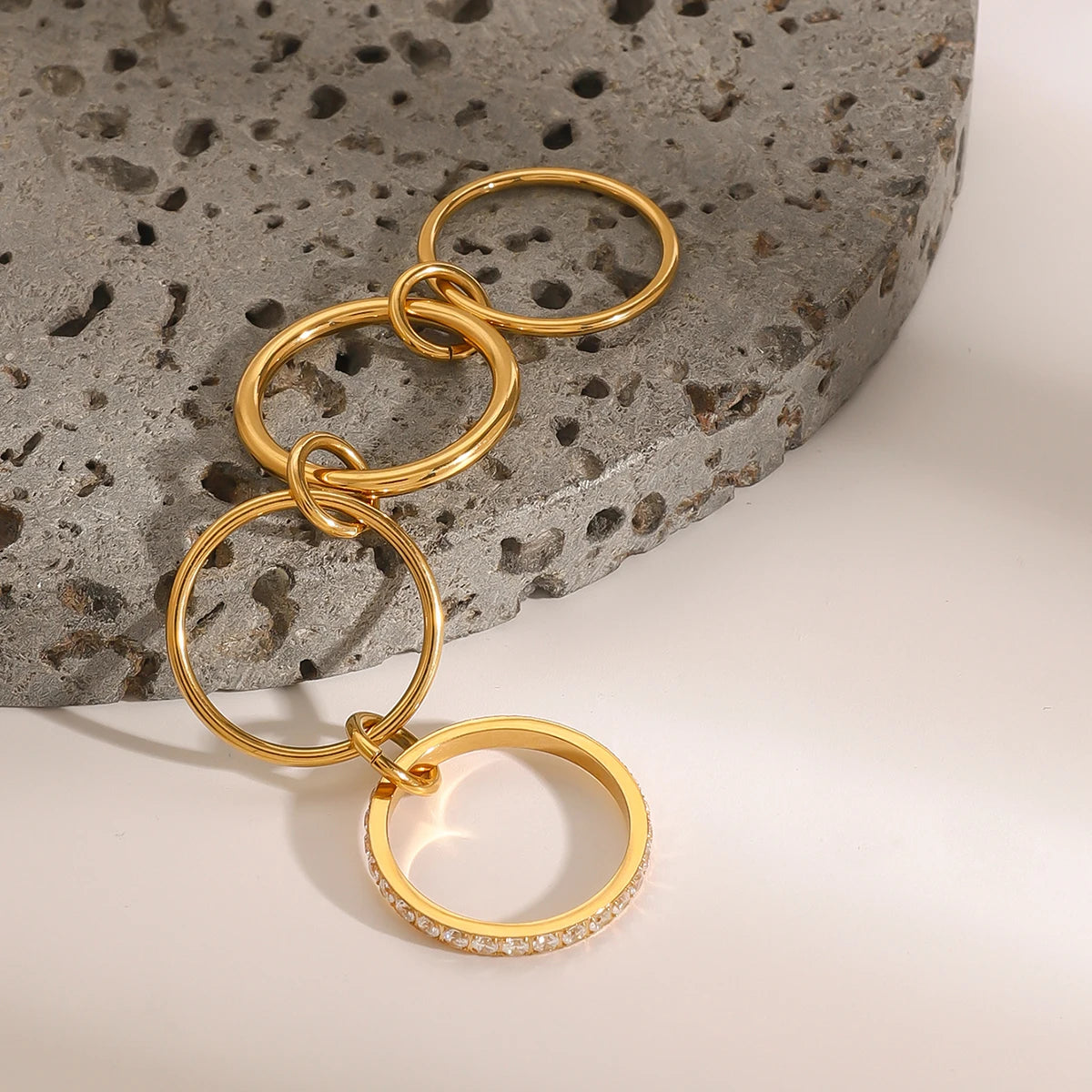 טבעת זוגית עגולה