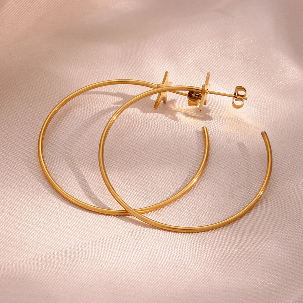 עגילי חישוק כוכב