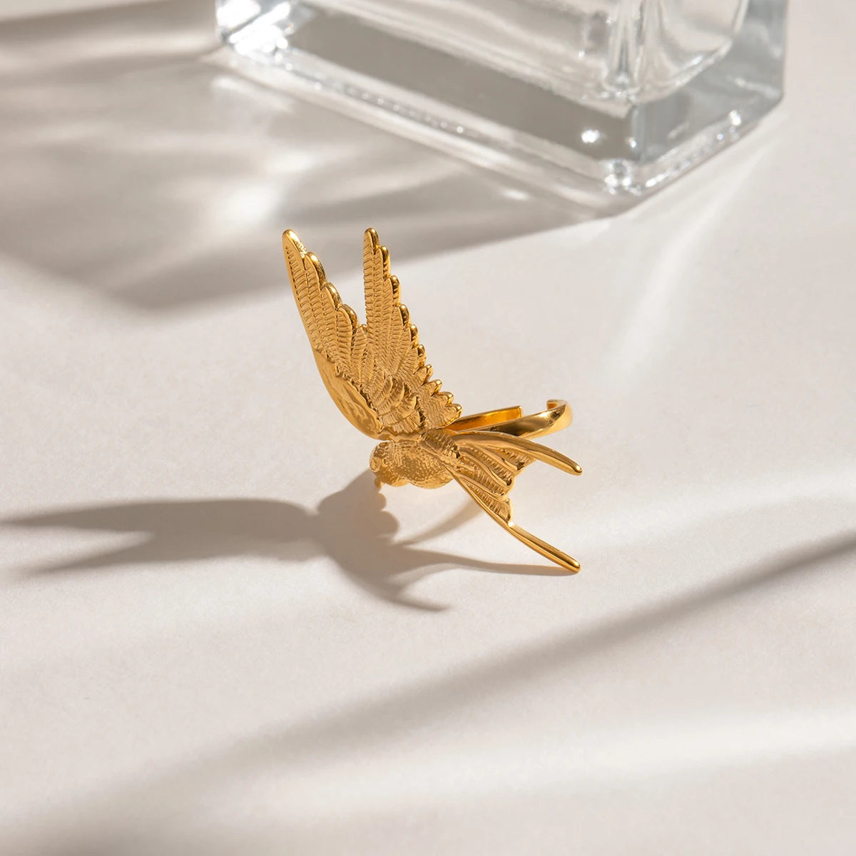 טבעת יונת השלום פתוחה