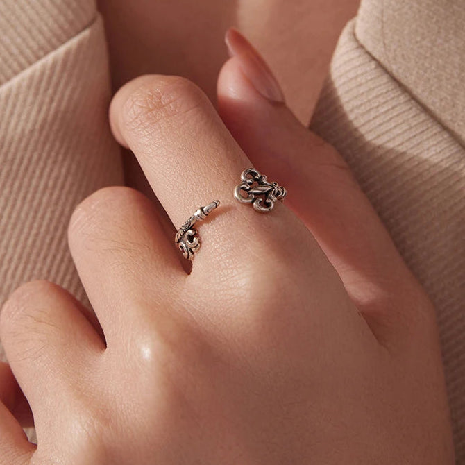 טבעת מפתח ומנעול פתוחה