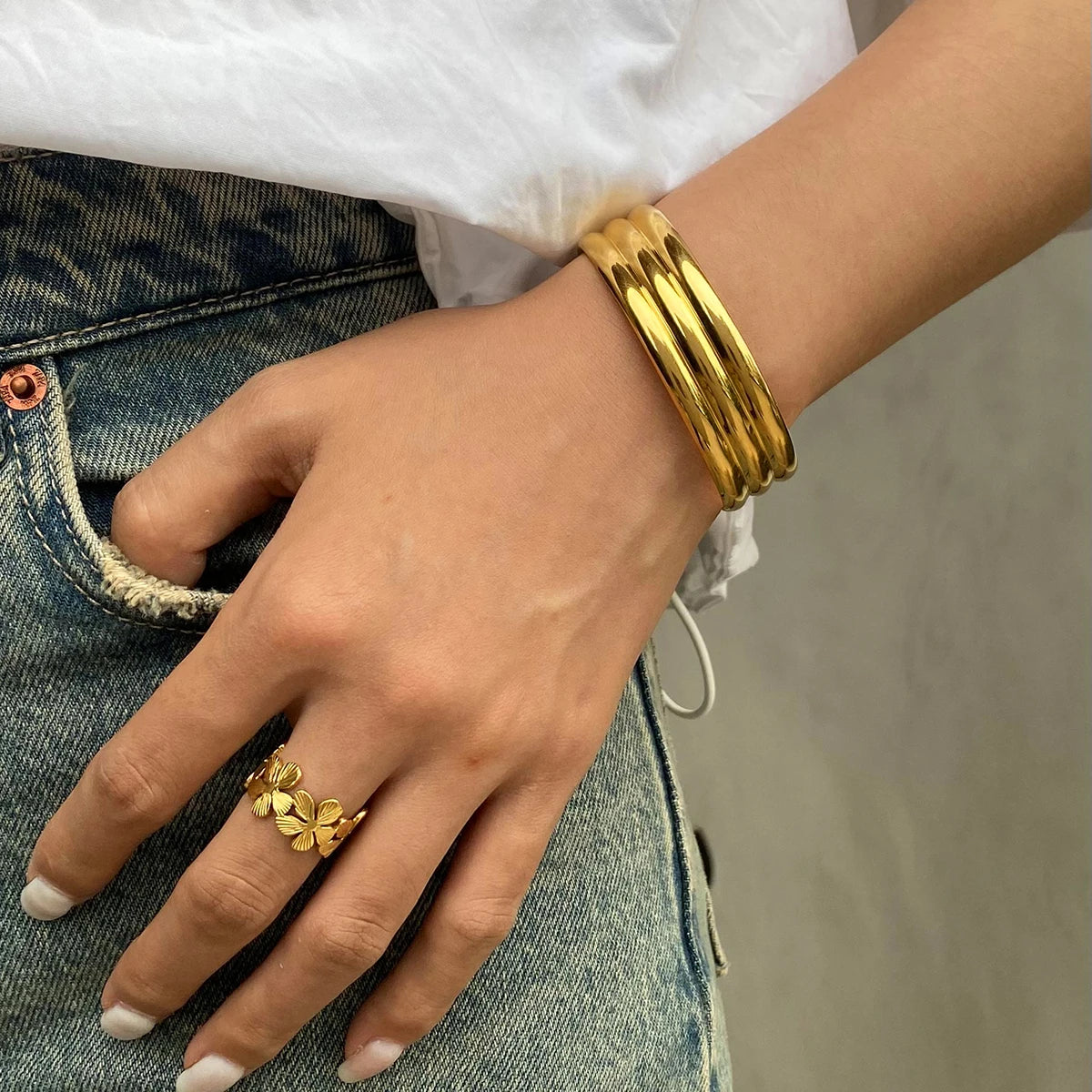 צמיד תלת מבריק