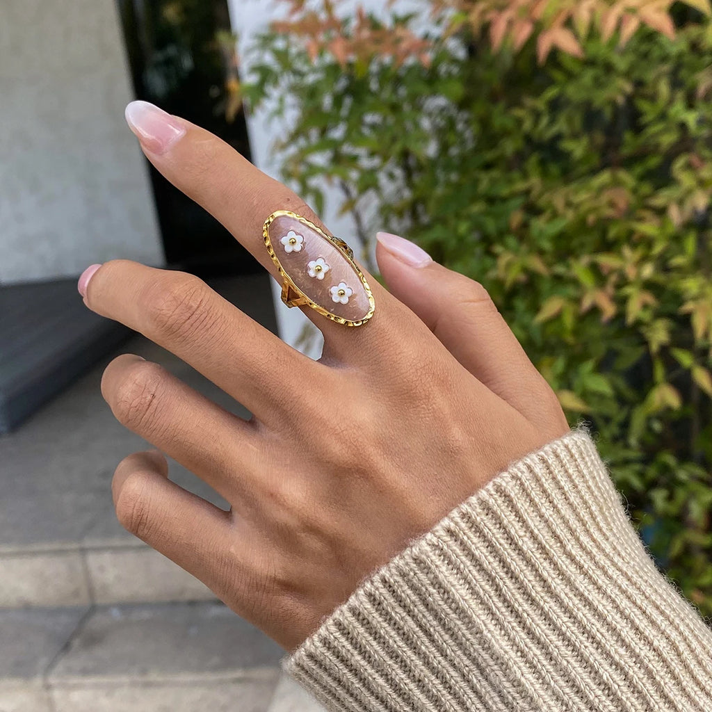 טבעת שלישיית פרחי אם הפנינה